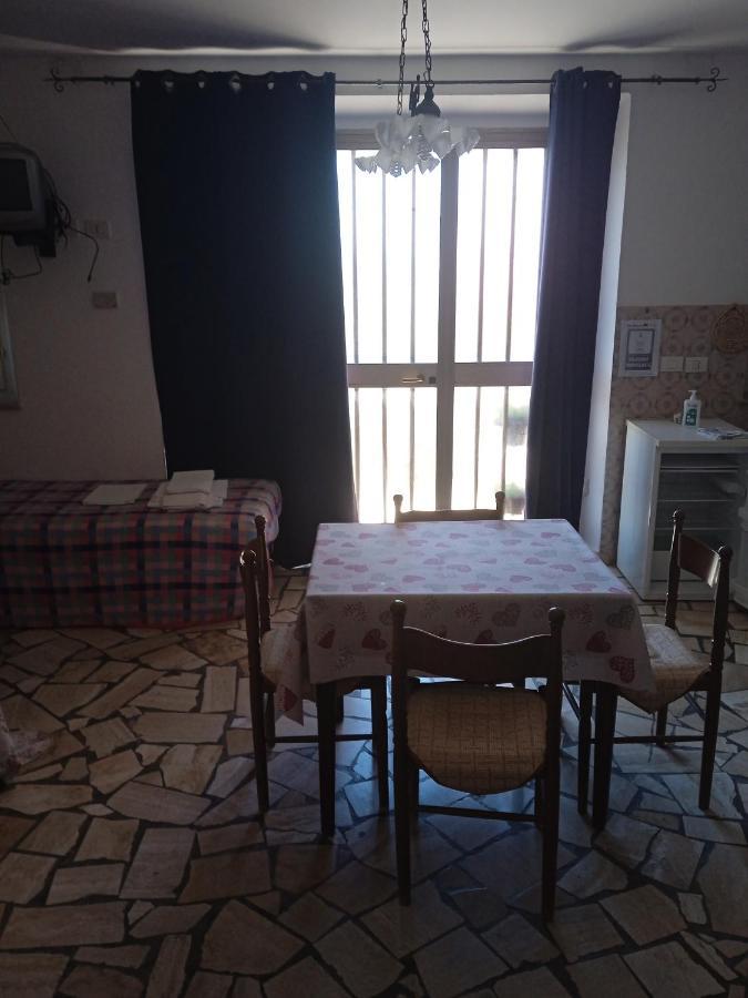 Monolocale Stiacce Apartment ซาตูร์เนีย ภายนอก รูปภาพ